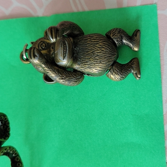 OCTUPUS BRACELET MOVABLE arms-legs MONKEY VINTAGE Pendant - Picture 4 of 4